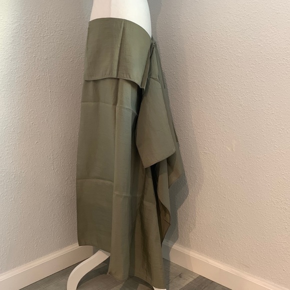 NWT Surrealist asymmetrical front zip long skirt - Picture 4 of 10